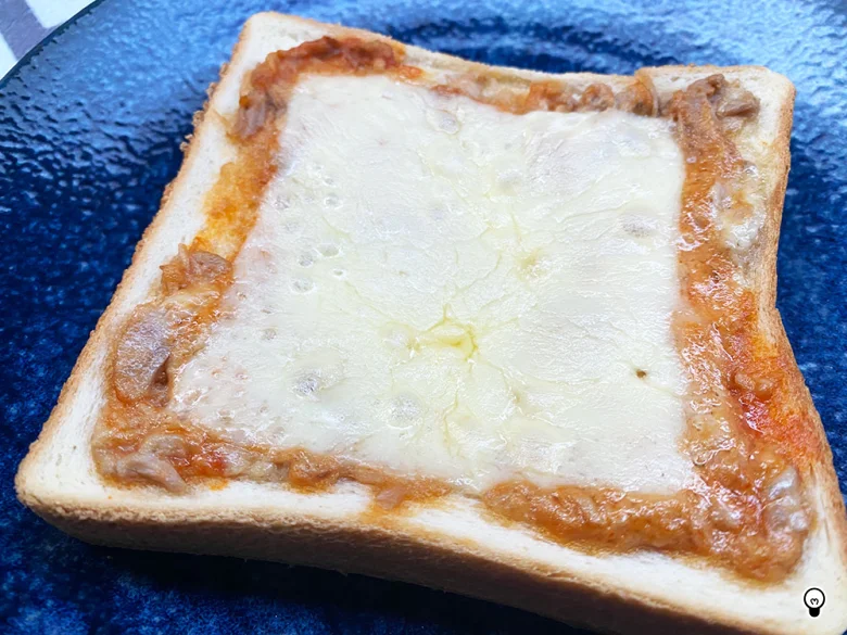 超簡単！！4分でできる超簡単トーストピザ